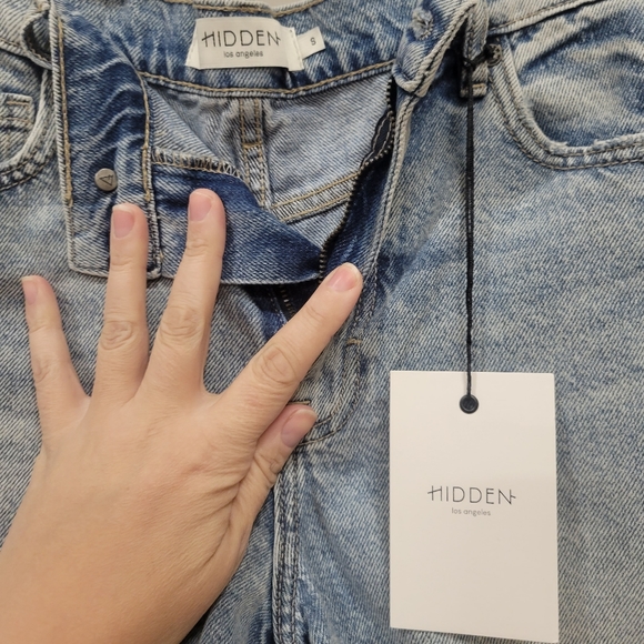 HIDDEN Logan Jean Shorts - Picture 6 of 10